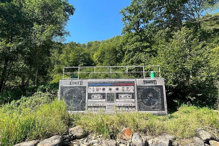Dutch Artist Created 30 Jaw-Dropping Murals On Building Walls Dutch Artist Created 30 Jaw-Dropping Murals On Building Walls