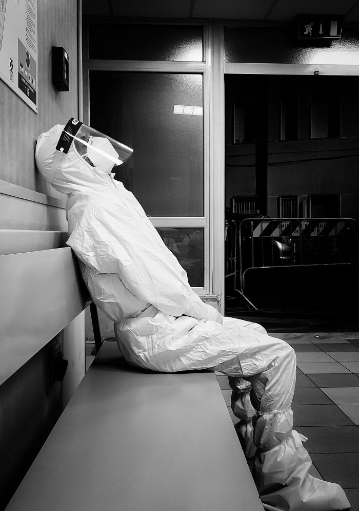 Powerful Storytelling Through Photography: The 2024 TIFA Editorial Winners (15 Pics)