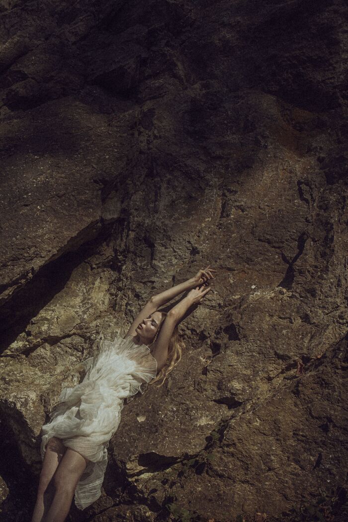 Powerful Storytelling Through Photography: The 2024 TIFA Editorial Winners (15 Pics)