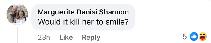 “More Like The Apprentice”: Vogue Rips Melania’s Official Portrait In Scathing Review “More Like The Apprentice”: Vogue Rips Melania’s Official Portrait In Scathing Review