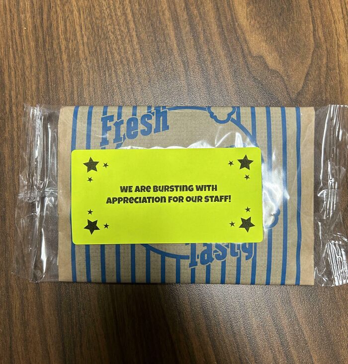 “What Twenty Years Is Worth To My Company”: 30 Of The Most Insulting Work Bonuses (New Pics) “What Twenty Years Is Worth To My Company”: 30 Of The Most Insulting Work Bonuses (New Pics)