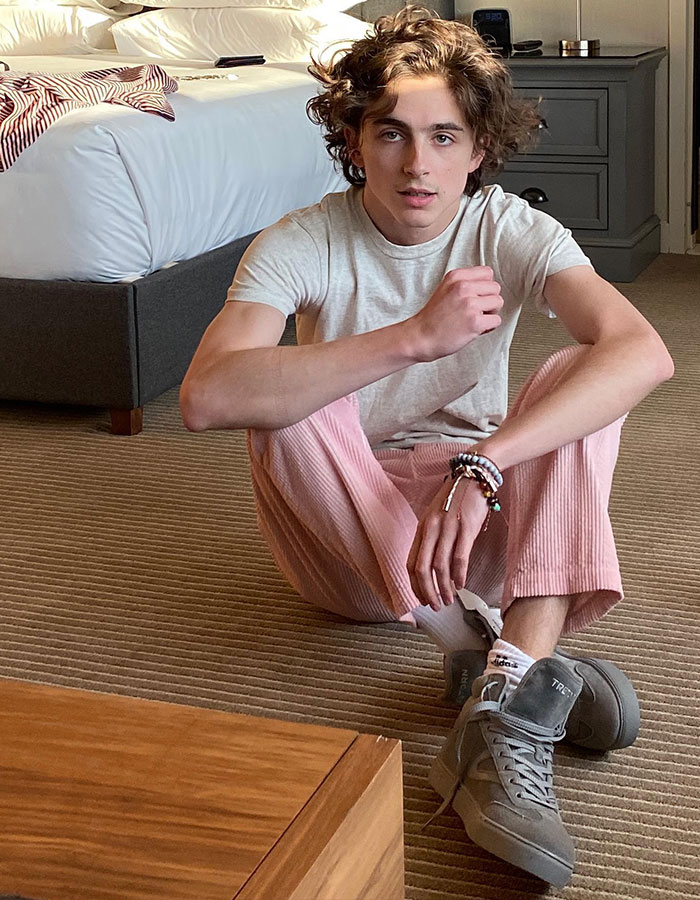 Timothée Chalamet’s Sister Pauline Blasts Kylie Jenner In Bold Online Post Timothée Chalamet’s Sister Pauline Blasts Kylie Jenner In Bold Online Post