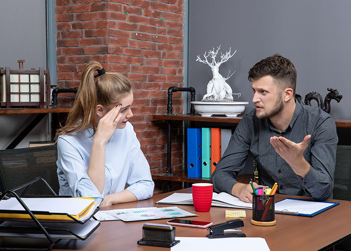 “We Are No Longer Together”: 35 Times Men Ignorantly Assumed They Knew More Than Women