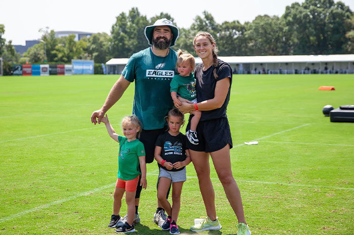 Travis Kelce’s Parents: Donna And Ed Kelce’s Remarkable Legacy Travis Kelce’s Parents: Donna And Ed Kelce’s Remarkable Legacy