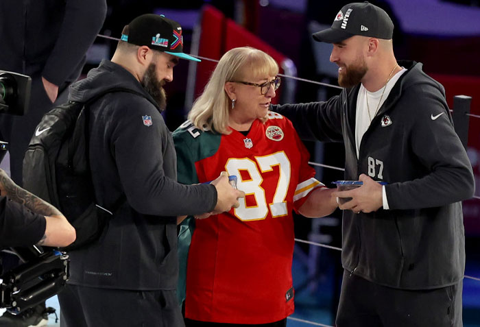 Travis Kelce’s Parents: Donna And Ed Kelce’s Remarkable Legacy Travis Kelce’s Parents: Donna And Ed Kelce’s Remarkable Legacy