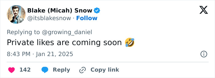 “No, Babe, I Didn’t”: Zuckerberg Liking Lauren Sánchez’s Photo Sparks More Memes “No, Babe, I Didn’t”: Zuckerberg Liking Lauren Sánchez’s Photo Sparks More Memes