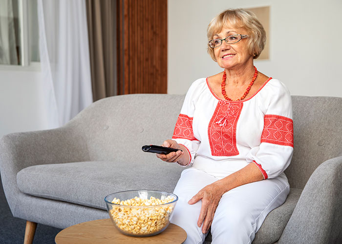 30 Examples Of “Teaching Your Grandparents To Use The Internet” From Previous Generations 30 Examples Of “Teaching Your Grandparents To Use The Internet” From Previous Generations