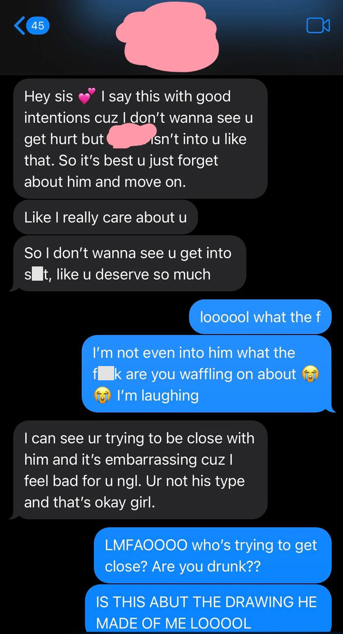 “Deranged Lunatic”: Woman Books Same Trip As Ex-Friend To Force Friendship, Sparks Internet Outrage