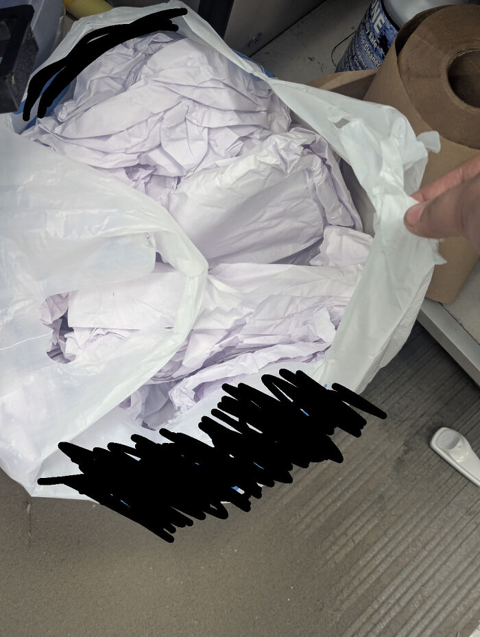 These 50 Pics Prove That We’re In The Middle Of A Selfishness And Entitlement Epidemic (March Edition) These 50 Pics Prove That We’re In The Middle Of A Selfishness And Entitlement Epidemic (March Edition)