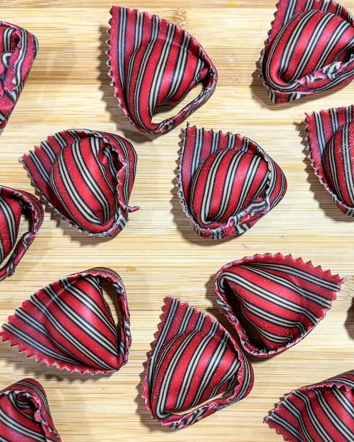 Creative Chef Puts Color And Patterns Into His Pasta, Making It Into Edible Art (41 New Pics)