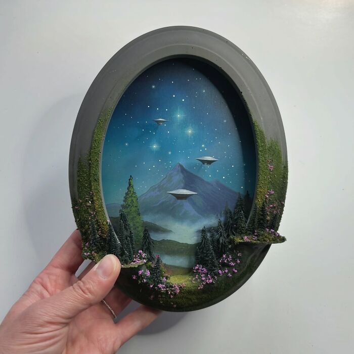 Artist Builds Fantastical Dioramas That Look Straight Out Of A Sci-Fi Fairytale (50 Photos) Artist Builds Fantastical Dioramas That Look Straight Out Of A Sci-Fi Fairytale (50 Photos)