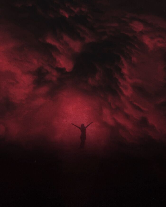 Ethereal Photography That Captures The Beauty Of Darkness And Nostalgia (49 Pics) Ethereal Photography That Captures The Beauty Of Darkness And Nostalgia (49 Pics)