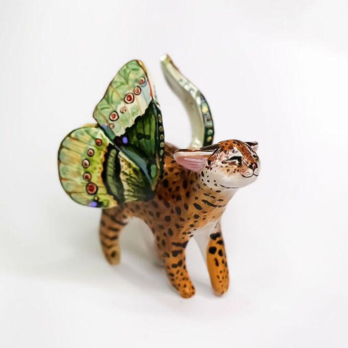 Artist Creates Adorable Animal Figurines, Here Are 48 Of Her Best Ones Artist Creates Adorable Animal Figurines, Here Are 48 Of Her Best Ones