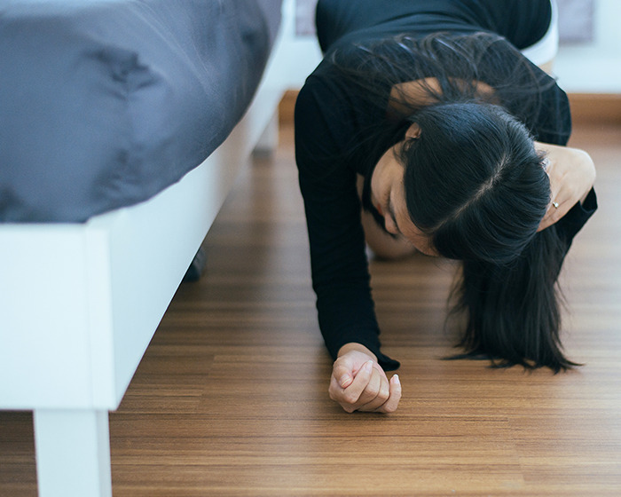 “Poor Kid Is Scarred For Life”: Babysitter Checks For Monsters Under Kid’s Bed, Finds Man Hiding “Poor Kid Is Scarred For Life”: Babysitter Checks For Monsters Under Kid’s Bed, Finds Man Hiding