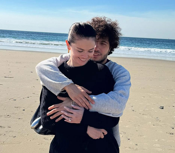 “Never Expected This From Benny”: Selena Gomez’s Fiancé Stuns With His Take On Treating Women “Never Expected This From Benny”: Selena Gomez’s Fiancé Stuns With His Take On Treating Women