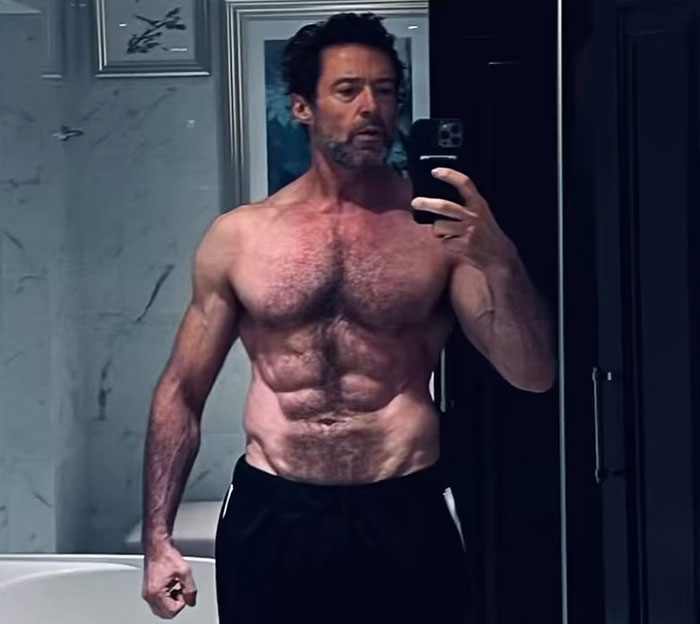 “70s Pawn Star”: Hugh Jackman Stuns With Drastic Facial Makeover, Gets Flirty Comment From Star “70s Pawn Star”: Hugh Jackman Stuns With Drastic Facial Makeover, Gets Flirty Comment From Star