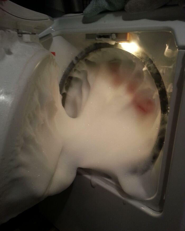 “Forgot To Close The Window Before Getting A Car Wash”: 50 Hilarious Fails People Shared Online “Forgot To Close The Window Before Getting A Car Wash”: 50 Hilarious Fails People Shared Online