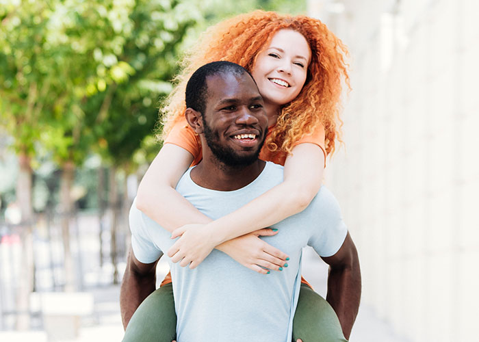 39 Red Flags That Some People Are Strangely Attracted To