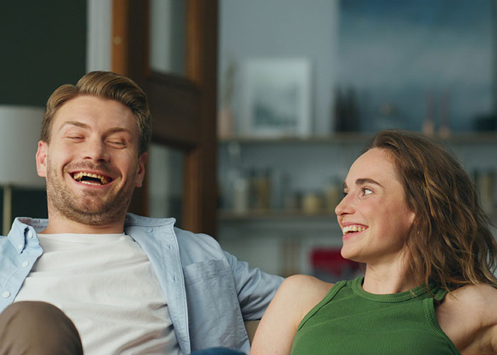 39 Red Flags That Some People Are Strangely Attracted To