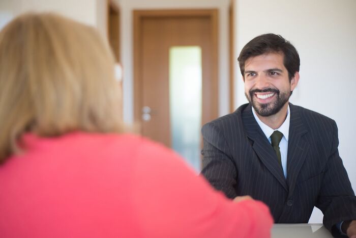 &ldquo;Needless To Say, He Didn’t Get The Job&rdquo;: 30 Wild Job Interview Stories Of People Aiming High