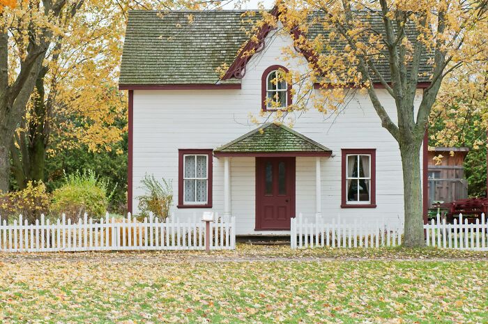 30 Hard-Earned Lessons Shared By First-Time Home Buyers 30 Hard-Earned Lessons Shared By First-Time Home Buyers