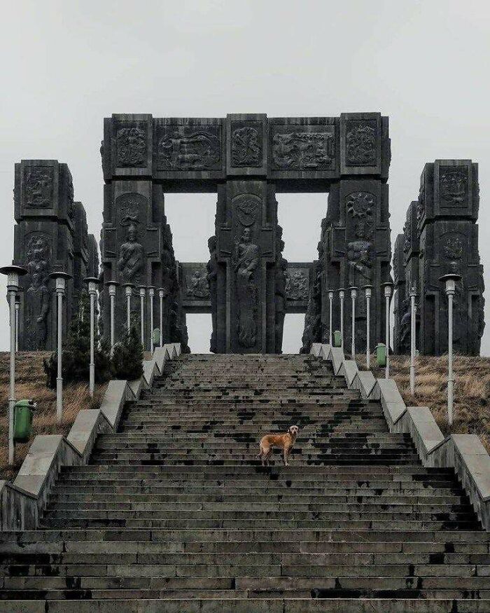 50 Pictures Of ‘Urban Hell’ That Don’t Look Real But Sadly Are (New Pics) 50 Pictures Of ‘Urban Hell’ That Don’t Look Real But Sadly Are (New Pics)