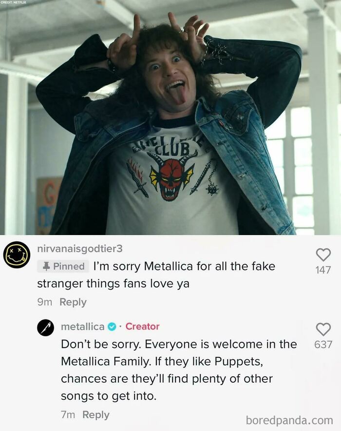 50 Awesome Times Strangers Had Each Other’s Backs (New Pics) 50 Awesome Times Strangers Had Each Other’s Backs (New Pics)