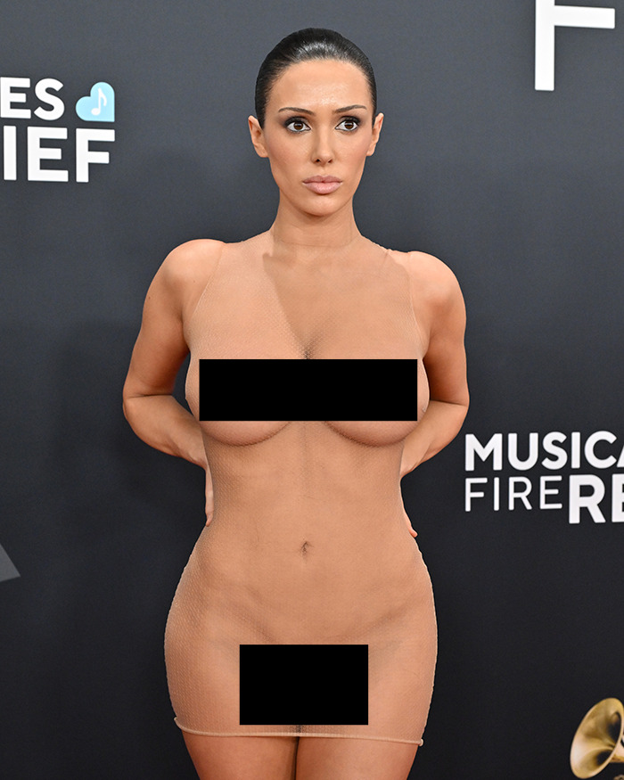 “This Isn’t Fashion”: 15 Celebs Slammed For Wearing Revealing Outfits On The Red Carpet This Year “This Isn’t Fashion”: 15 Celebs Slammed For Wearing Revealing Outfits On The Red Carpet This Year