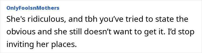 Mom Turns Friend Group Into Her Daughter’s Personal Fan Club, Shocked When They Walk Away Mom Turns Friend Group Into Her Daughter’s Personal Fan Club, Shocked When They Walk Away