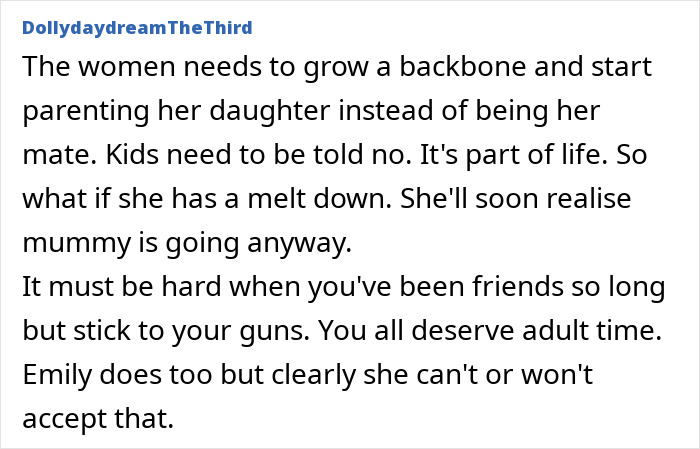 Mom Turns Friend Group Into Her Daughter’s Personal Fan Club, Shocked When They Walk Away Mom Turns Friend Group Into Her Daughter’s Personal Fan Club, Shocked When They Walk Away