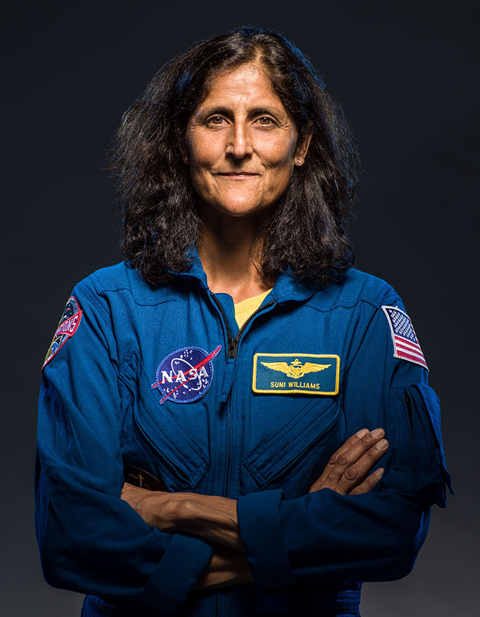 Dramatic Before And After Photos Of Astronauts Show Effects Of Being Stuck In Space For 9 Months Dramatic Before And After Photos Of Astronauts Show Effects Of Being Stuck In Space For 9 Months