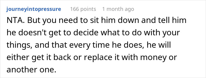 BF’s Family Treats Unused Items As Free-For-Alls, Woman Finally Snaps When Painting Gets Cut Up BF’s Family Treats Unused Items As Free-For-Alls, Woman Finally Snaps When Painting Gets Cut Up