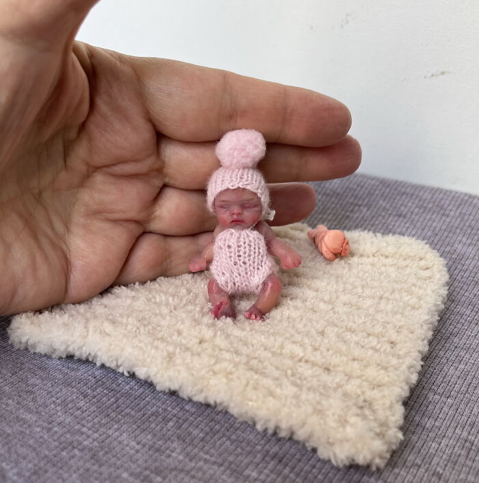 I Create Tiny Baby Dolls From Silicone That Many Are Afraid Of (9 Pics)