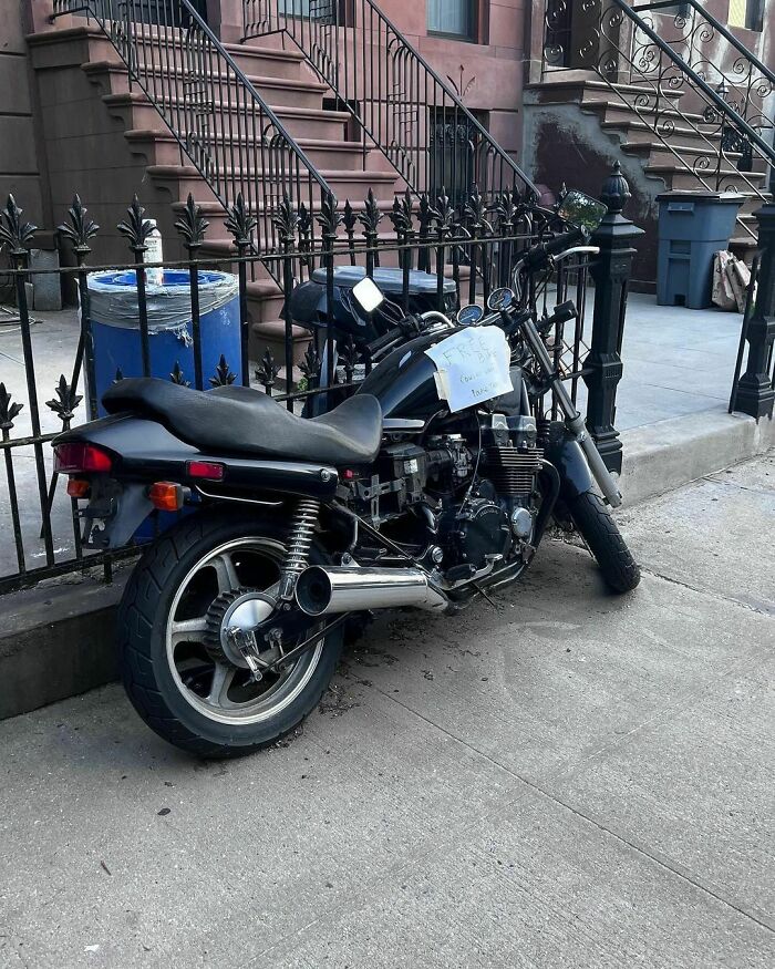 One Man’s Trash, Another’s Jackpot: 35 Wild Stooping Discoveries In New York (New Pics) One Man’s Trash, Another’s Jackpot: 35 Wild Stooping Discoveries In New York (New Pics)