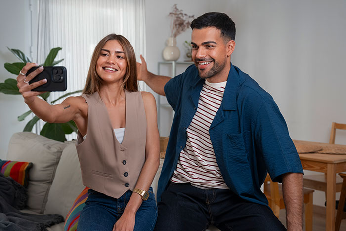 “Just Had Their Baby Shower”: 35 Times “Just A Friend” Was Actually A Lot More Than That “Just Had Their Baby Shower”: 35 Times “Just A Friend” Was Actually A Lot More Than That