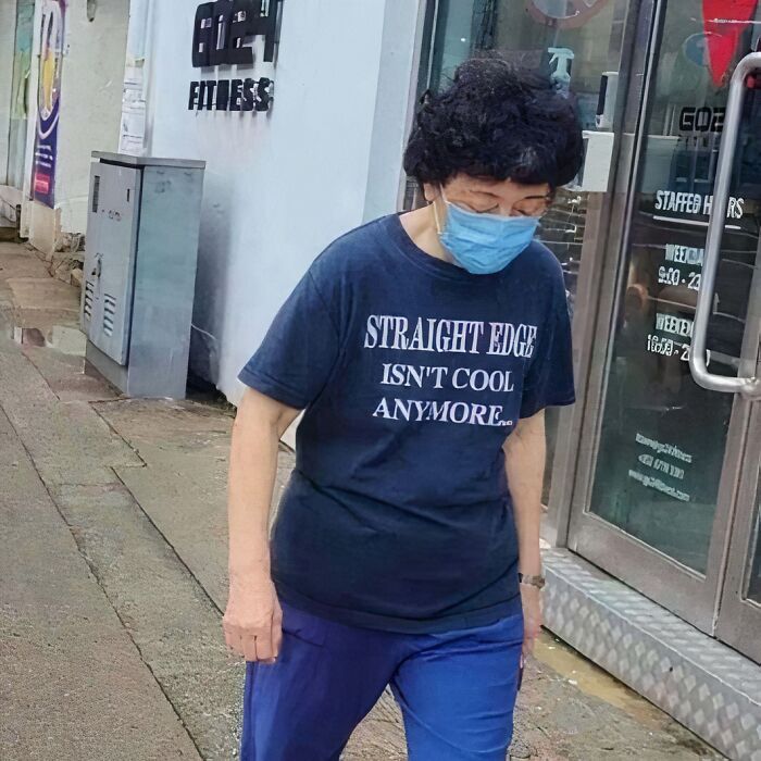 50 Absolutely Unhinged T-Shirts That Belong In A Psychiatric Study (New Pics) 50 Absolutely Unhinged T-Shirts That Belong In A Psychiatric Study (New Pics)