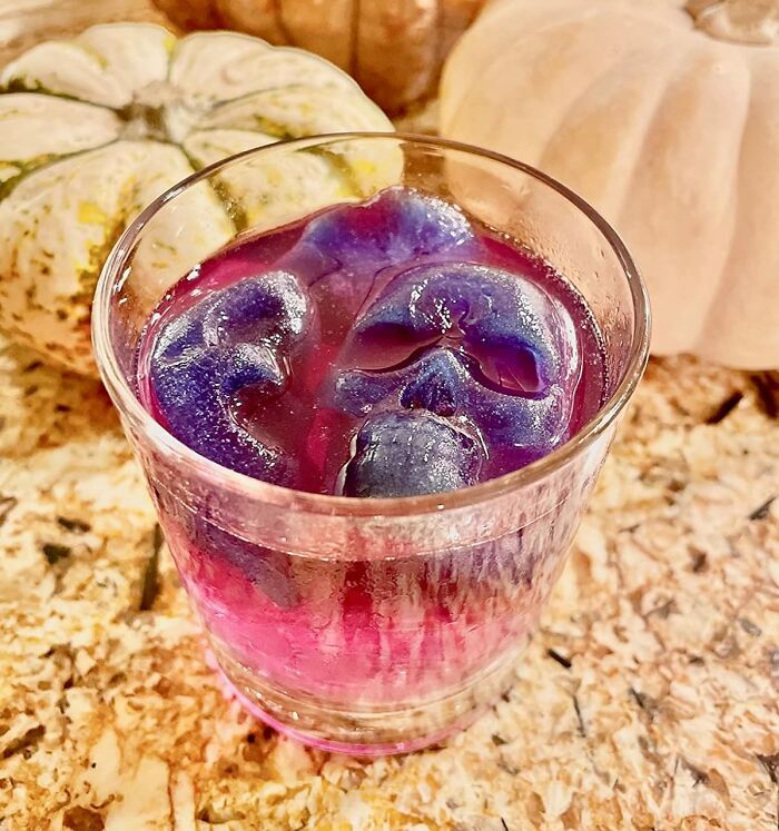 28 Completely Unnecessary Items That We’re Still Somehow Justifying 28 Completely Unnecessary Items That We’re Still Somehow Justifying