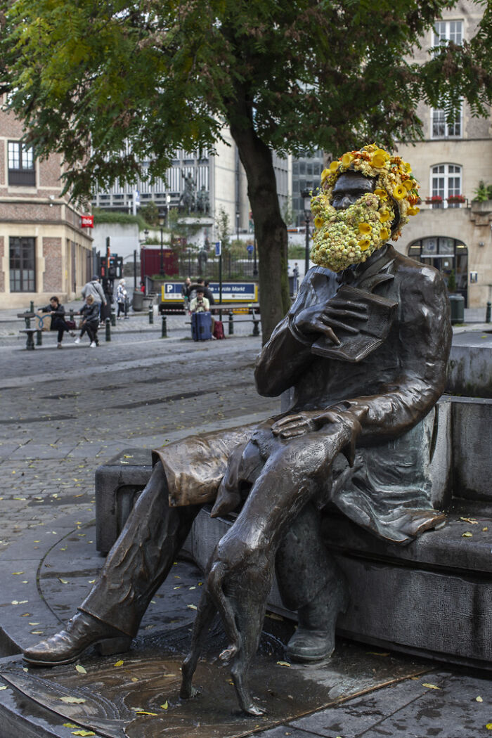 These City Statues Got A Floral Makeover That’s Brightening Up The Streets (20 Pics) These City Statues Got A Floral Makeover That’s Brightening Up The Streets (20 Pics)