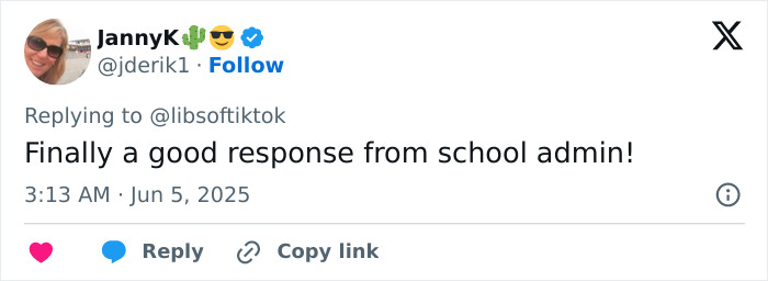 “Vile Woman”: Teacher Resigns Over Controversial T-Shirt Worn During White House Class Trip “Vile Woman”: Teacher Resigns Over Controversial T-Shirt Worn During White House Class Trip