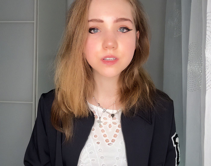 Activist Known As “Anti-Greta” Seeks Political Asylum In The US With Support From Elon Musk Activist Known As “Anti-Greta” Seeks Political Asylum In The US With Support From Elon Musk