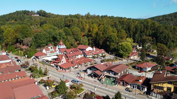 &#8220;Miami&#8221;: 38 Cities That Do Not Live Up To Their Online Hype