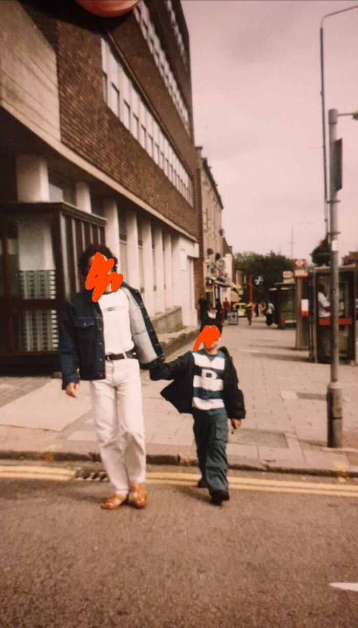 73 ‘Where Was This Taken?’ Posts That Prove The Internet Has Too Much Free Time 73 ‘Where Was This Taken?’ Posts That Prove The Internet Has Too Much Free Time