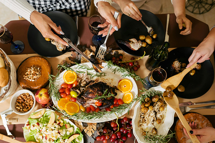 In-Laws Make Fun Of Woman For Thanksgiving Dinner, Say She Ruined The Holiday In-Laws Make Fun Of Woman For Thanksgiving Dinner, Say She Ruined The Holiday