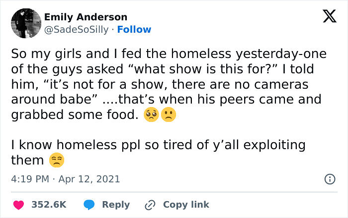 This Online Group Call Out People Who Question Every Story And Never Believe Anything