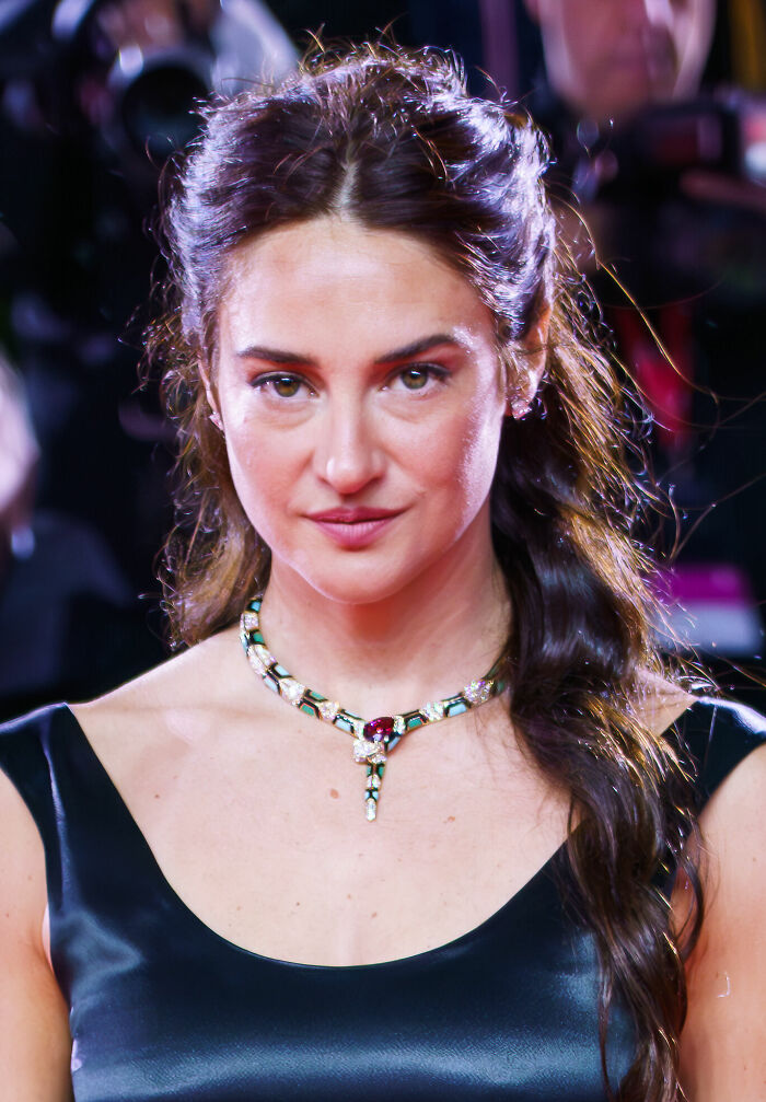 Shailene Woodley: Bio And Career Highlights Shailene Woodley: Bio And Career Highlights