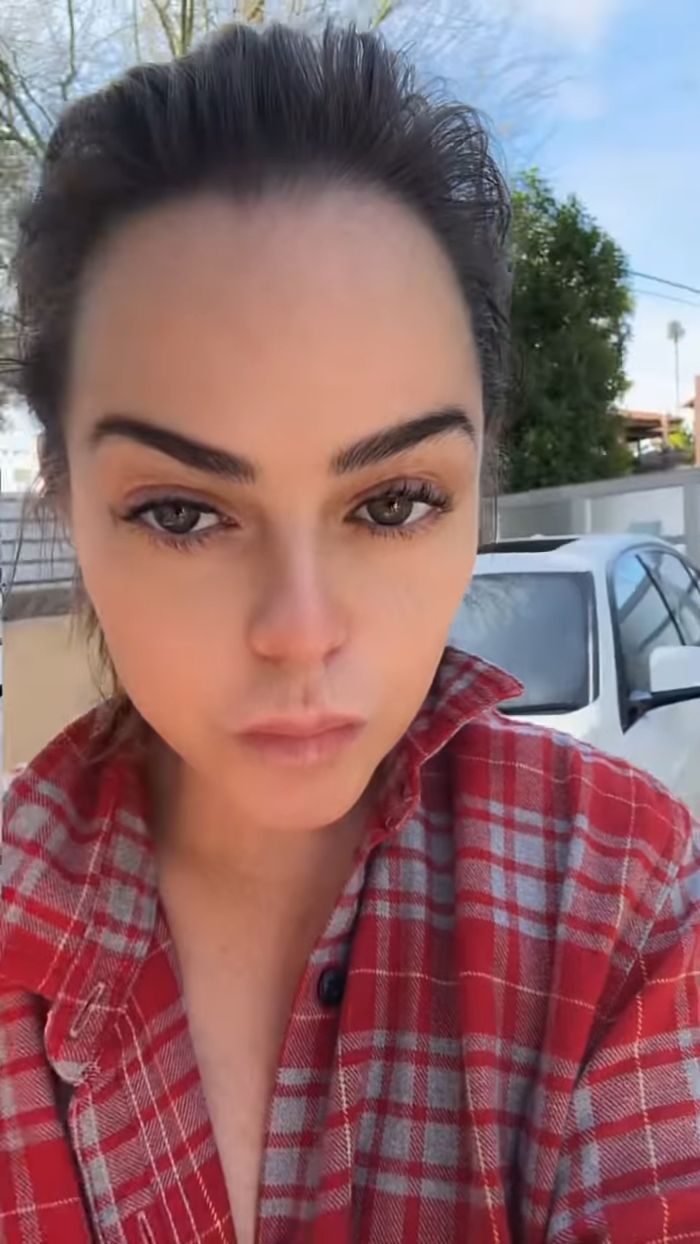 “She’s Giving Britney A Run For Her Money”: Fans Worried About Taryn Manning After Bizarre Video “She’s Giving Britney A Run For Her Money”: Fans Worried About Taryn Manning After Bizarre Video
