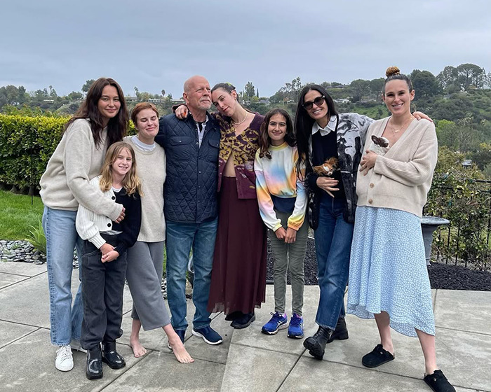 “He Can Feel The Love”: Bruce Willis’ Daughter Shares Update On His Dementia “He Can Feel The Love”: Bruce Willis’ Daughter Shares Update On His Dementia