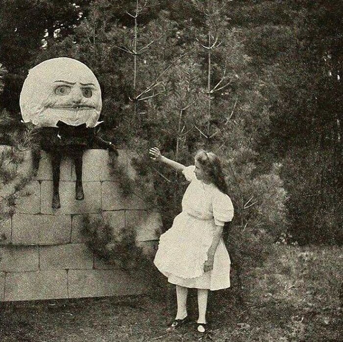 128 Weird Photos From The Victorian Era That Prove It Really Was A Different Time 128 Weird Photos From The Victorian Era That Prove It Really Was A Different Time