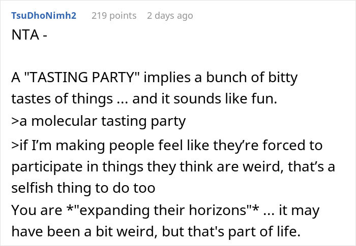 Woman Receives Texts She Wasn’t Supposed To See, Finds Out Her Friends Hated Her Birthday Parties Woman Receives Texts She Wasn’t Supposed To See, Finds Out Her Friends Hated Her Birthday Parties