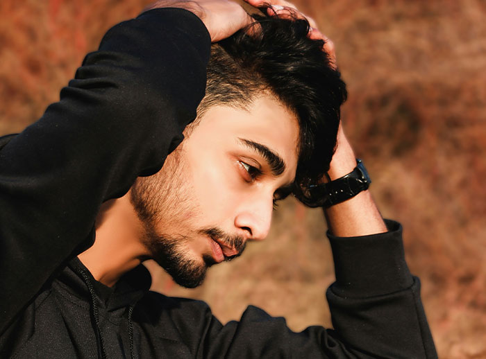 Family Calls Man’s Girlfriend “Low Level” And “Poor,” All While He Funds Their Entire Lifestyle Family Calls Man’s Girlfriend “Low Level” And “Poor,” All While He Funds Their Entire Lifestyle